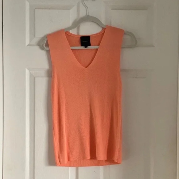 Orange V-Neck Sleeve Pullover Sweater Vest - Picture 13 of 16